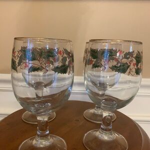 4 Lenox Christmas’s Holly Berry Water Goblets